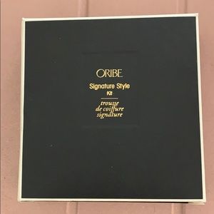 Oribe signature style kit -travel size (brand new)